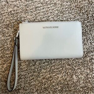 Michael Kors Double Zip Wristlet